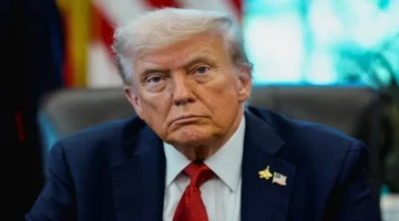 تراجع ملحوظ الدولار الأمريكي لأدنى مستوى منذ 4 سنوات